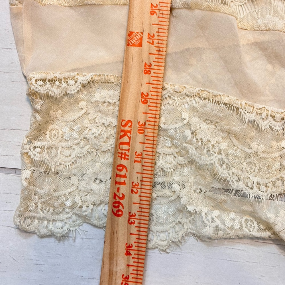 ASOS Cream Lace Detail Robe - Picture 6 of 10